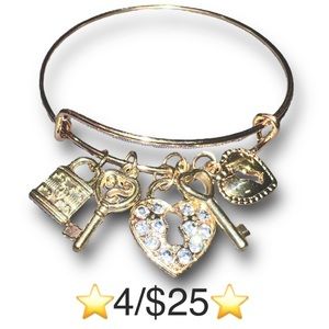 Lock & Key Heart Gold Tone Rhinestone Expandable Charm Bracelet